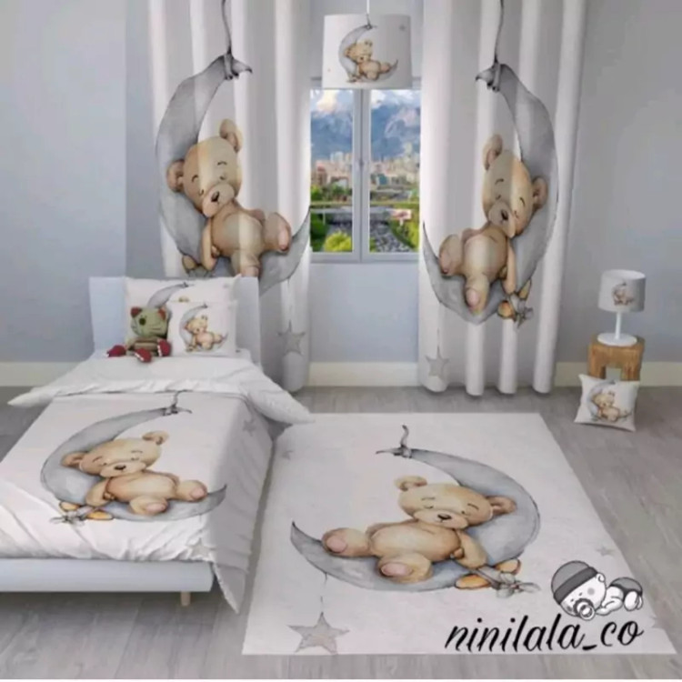 ست اتاق کودک روتختی پرده و فرشینه طرح خرس کلاهدار